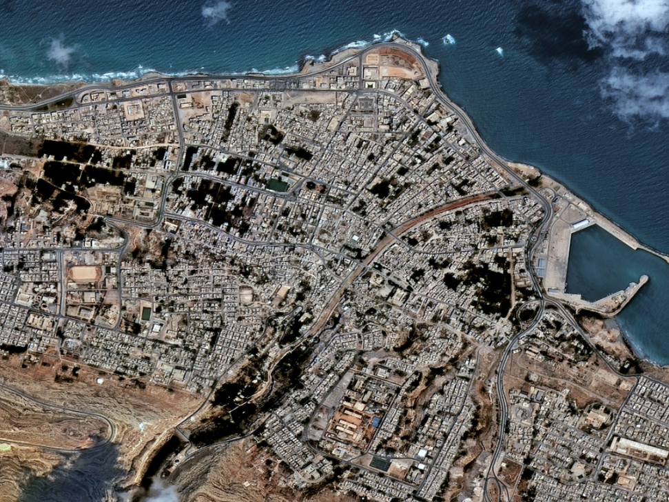 图1 利比亚德尔纳市洪涝灾前高分一号02卫星影像（2023年8月11日采集）.png